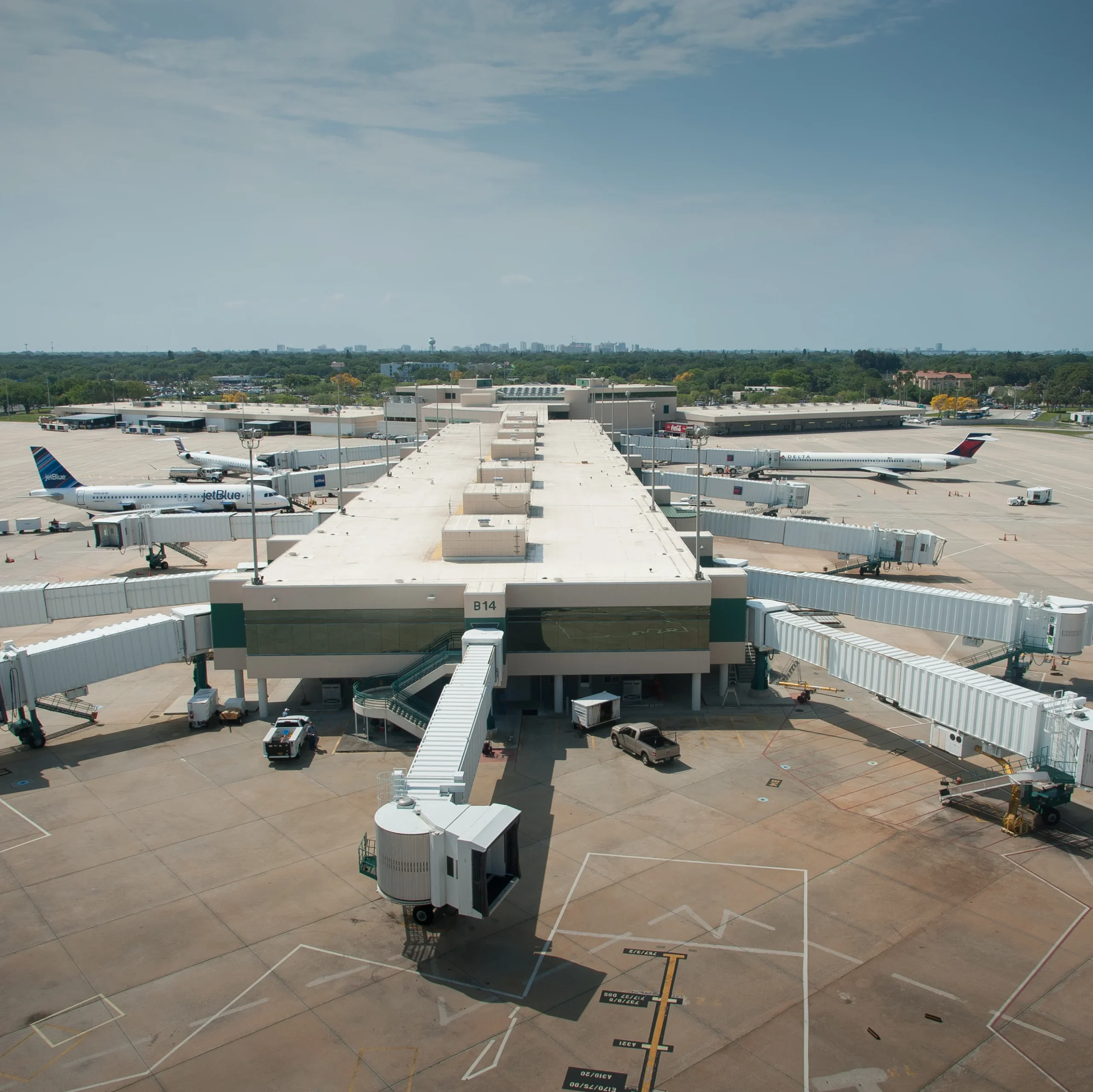 Sarasota Bradenton International Airport am8fcb scaled